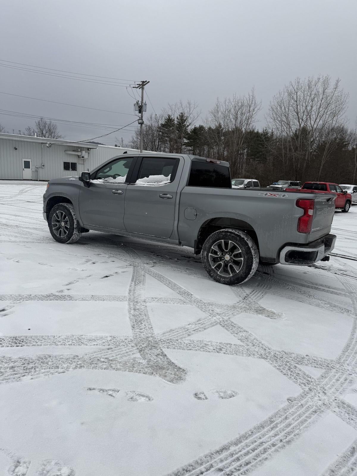 2026 Chevrolet Silverado 1500 LT (2FL)