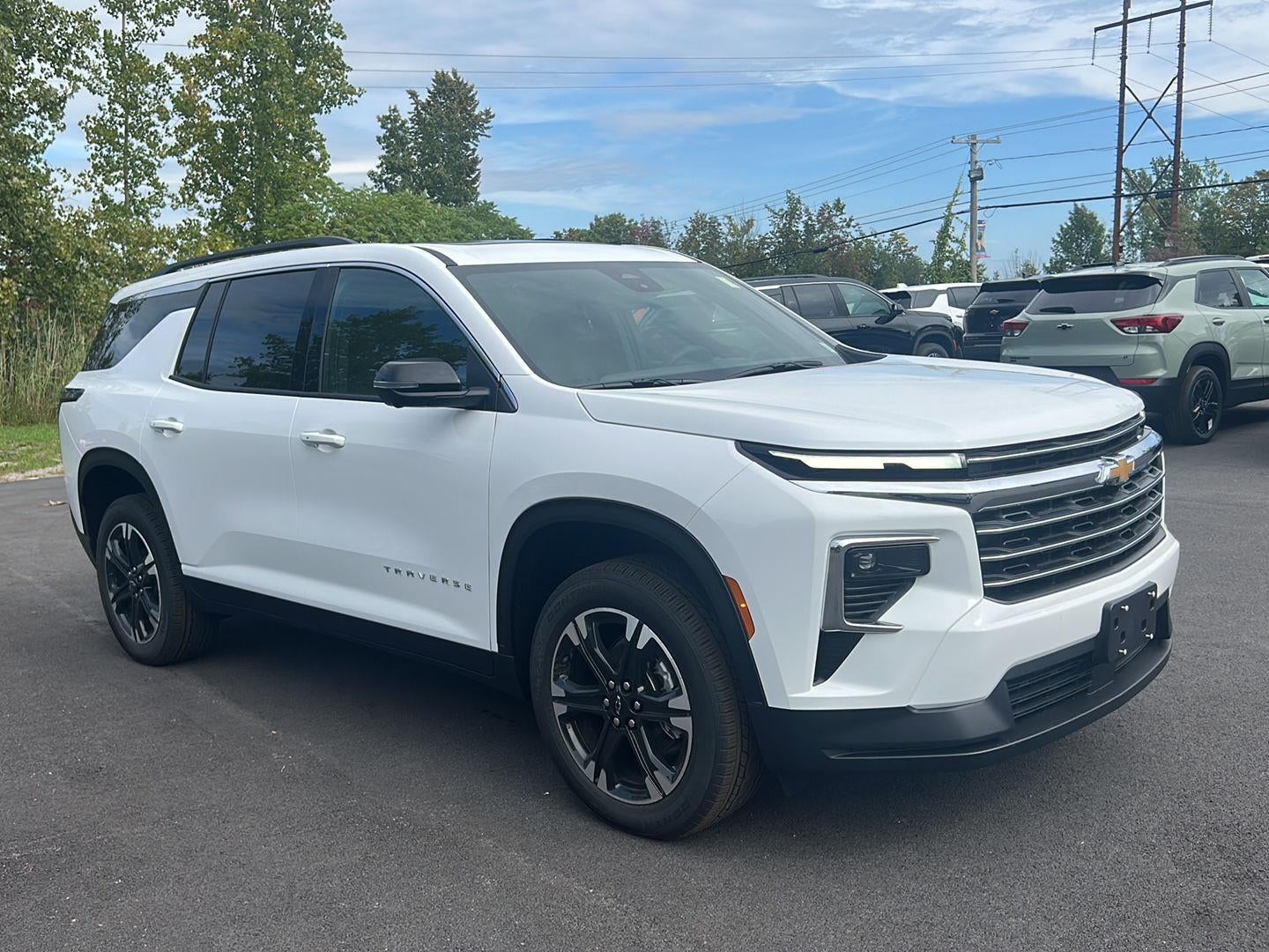 2027 Chevrolet Traverse LT