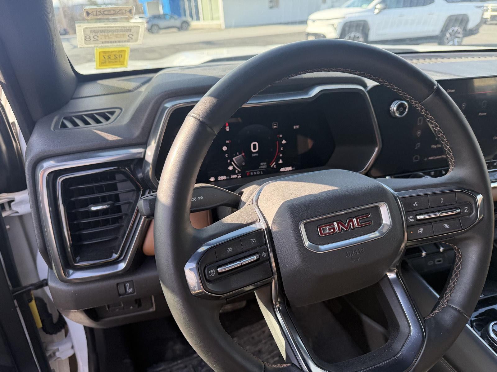 2023 GMC Canyon AT4
