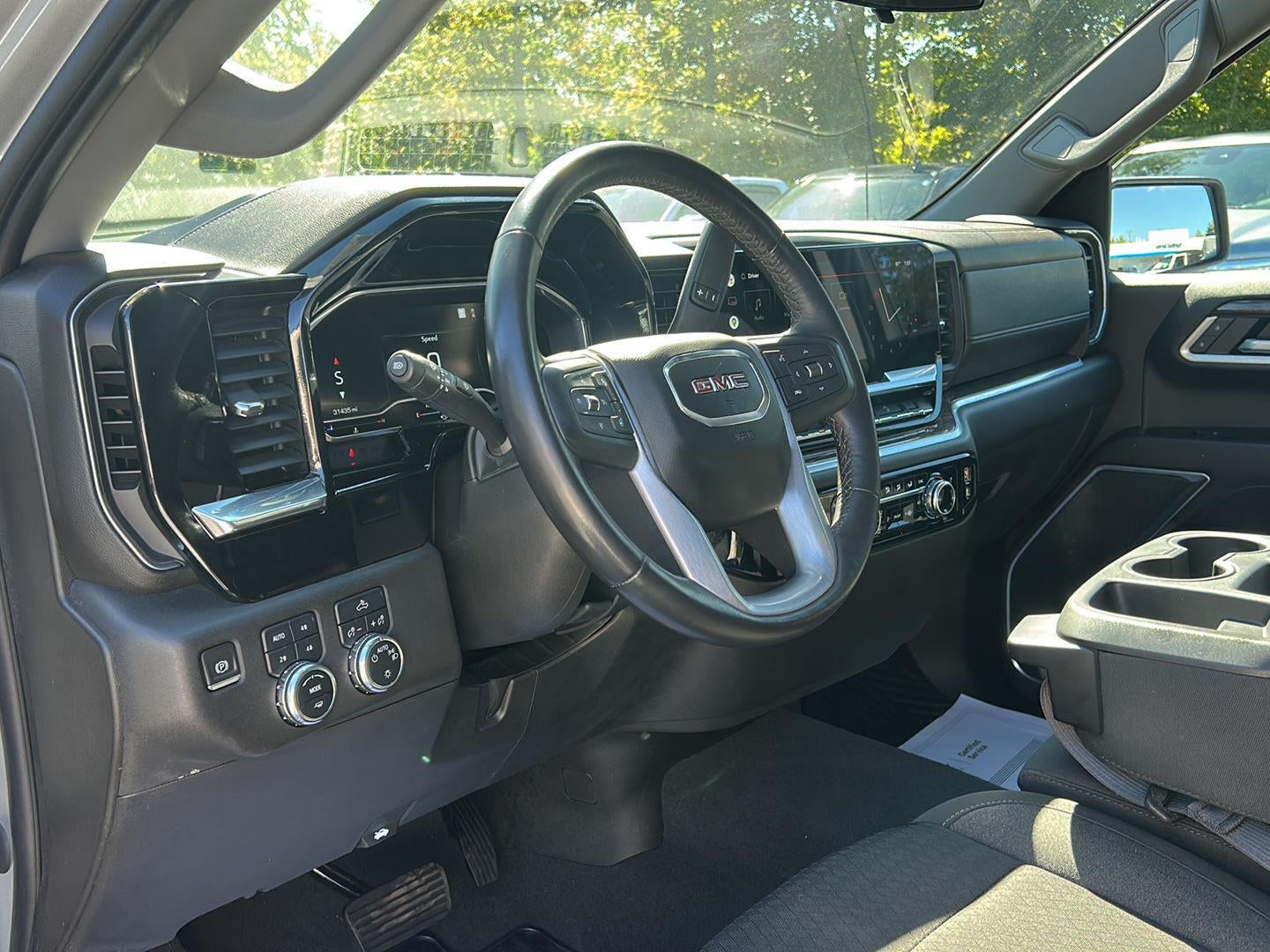 2022 GMC Sierra 1500 SLE