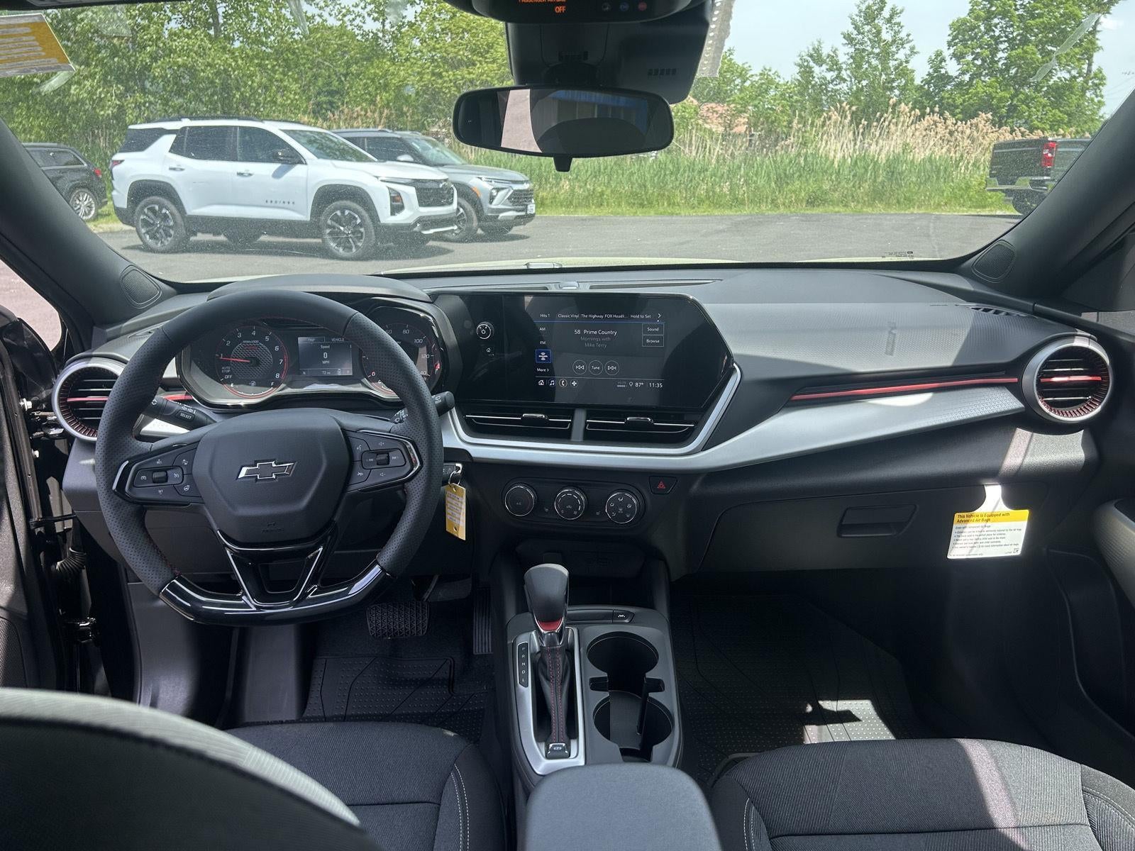 2026 Chevrolet Trax RS - Photo 14
