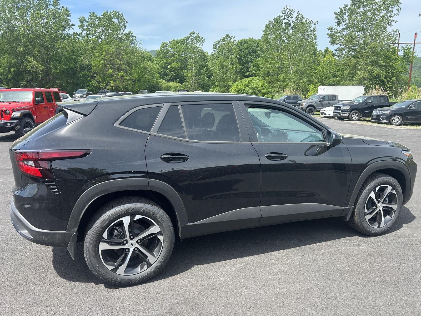 2026 Chevrolet Trax RS - Photo 7