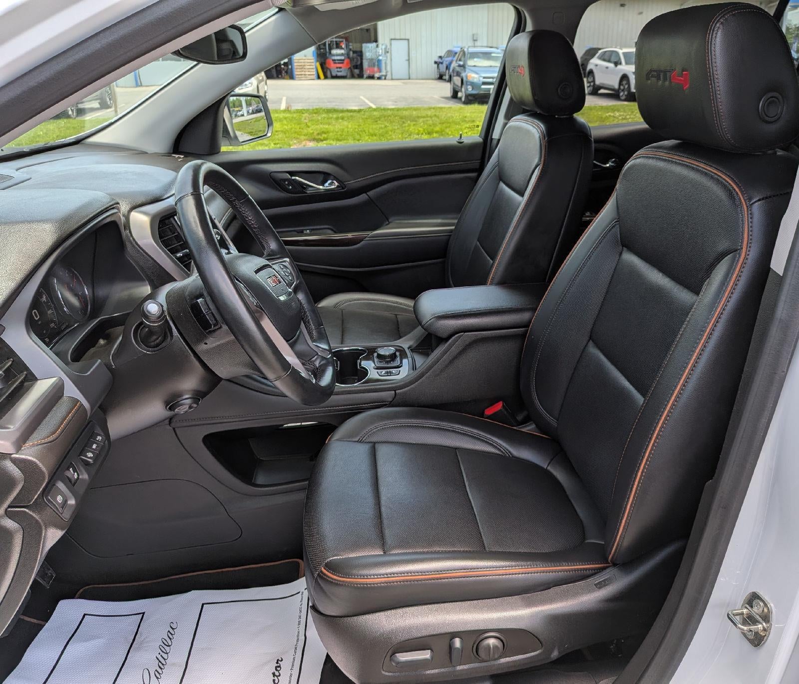2023 GMC Acadia AT4