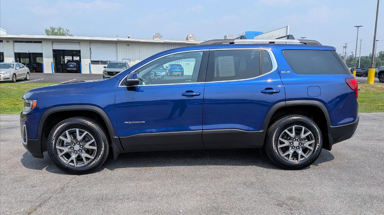 2023 GMC Acadia SLE