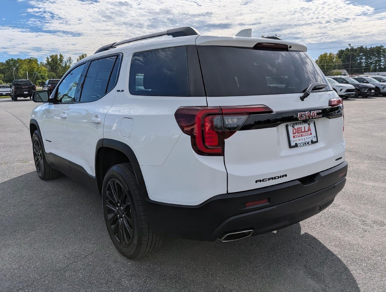 2023 GMC Acadia SLE