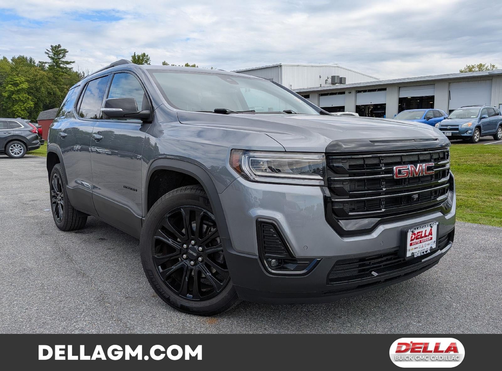 2021 GMC Acadia SLT