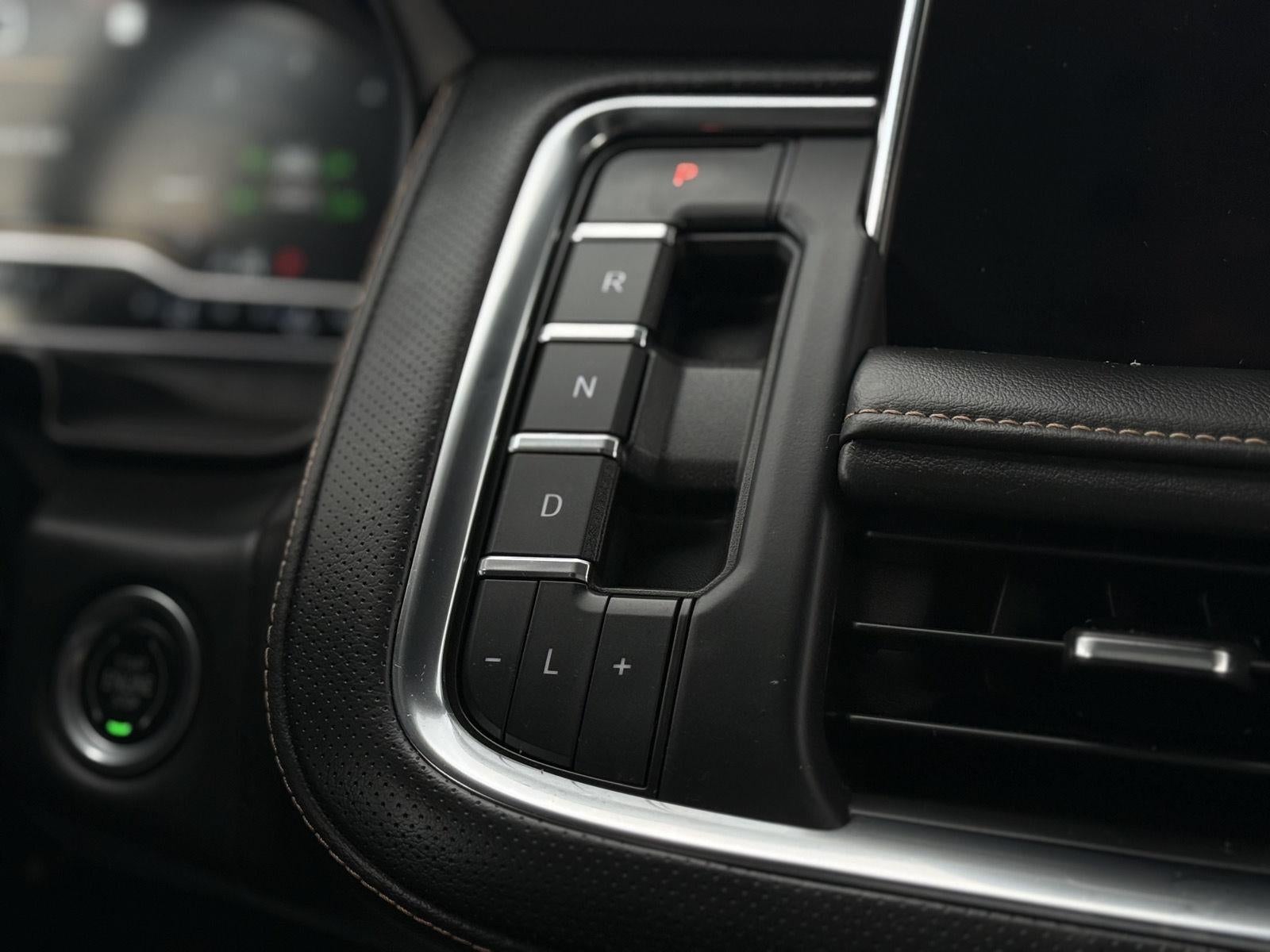 2023 GMC Yukon XL AT4