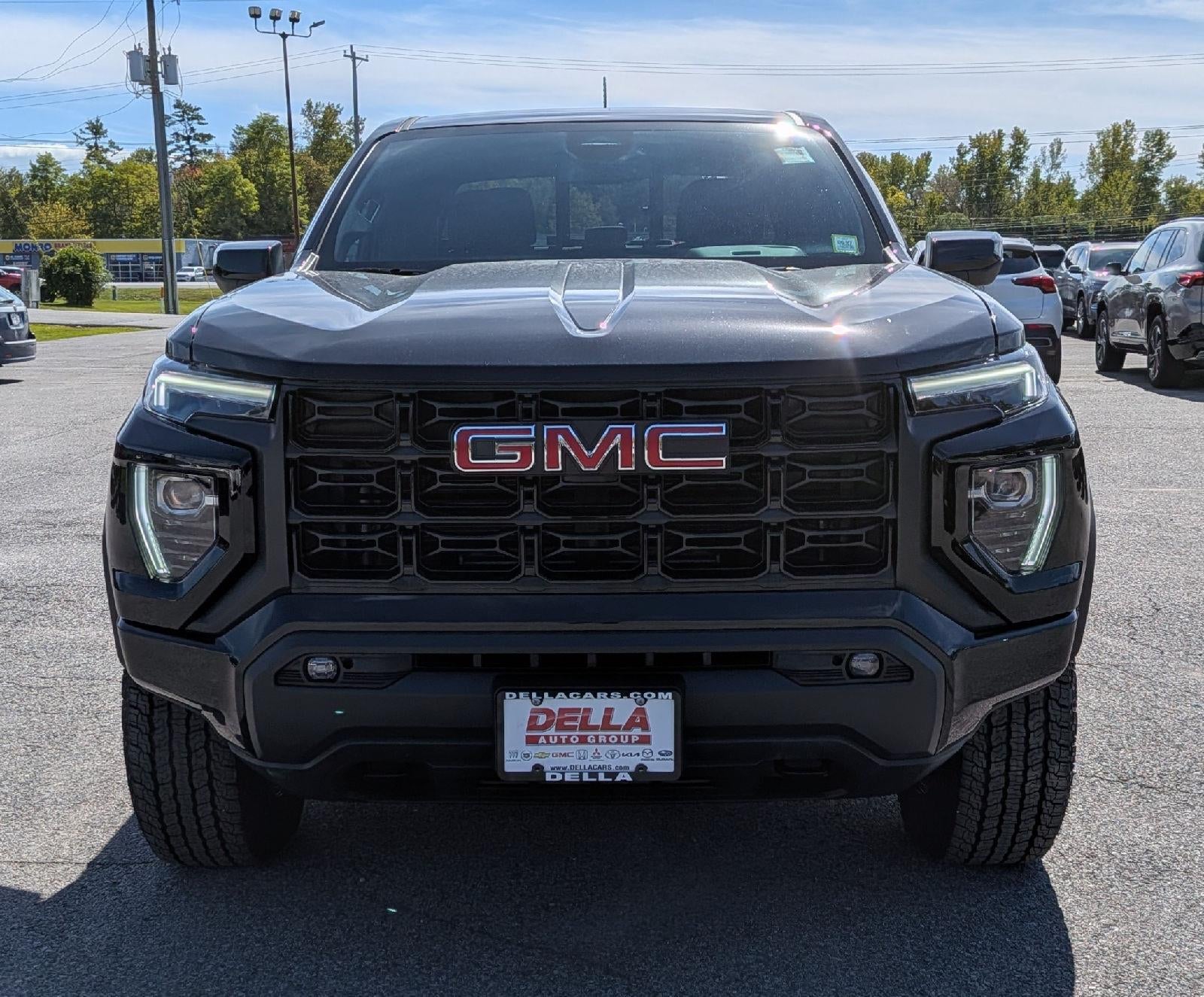 2025 GMC Canyon Elevation