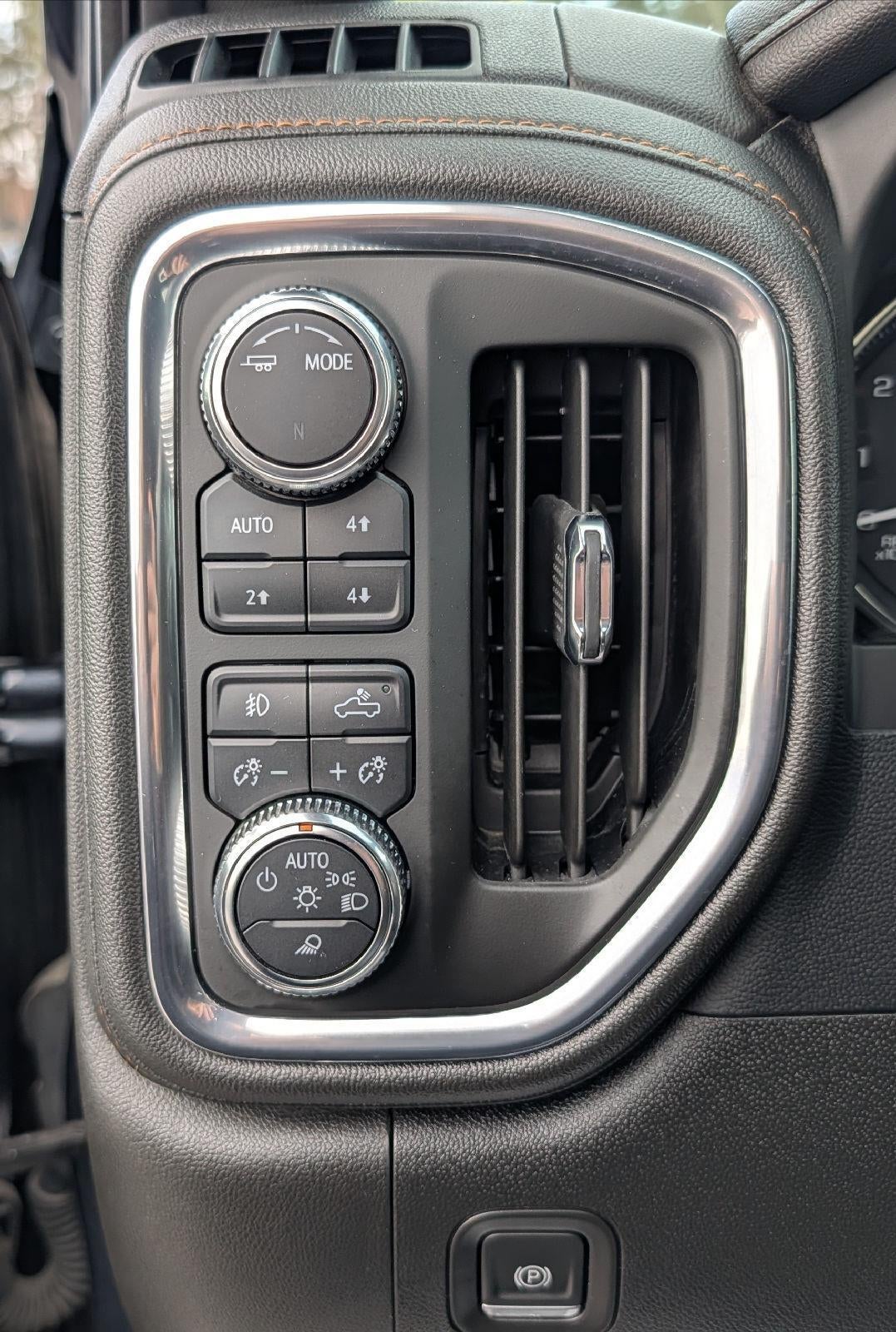 2022 GMC Sierra 1500 Limited AT4