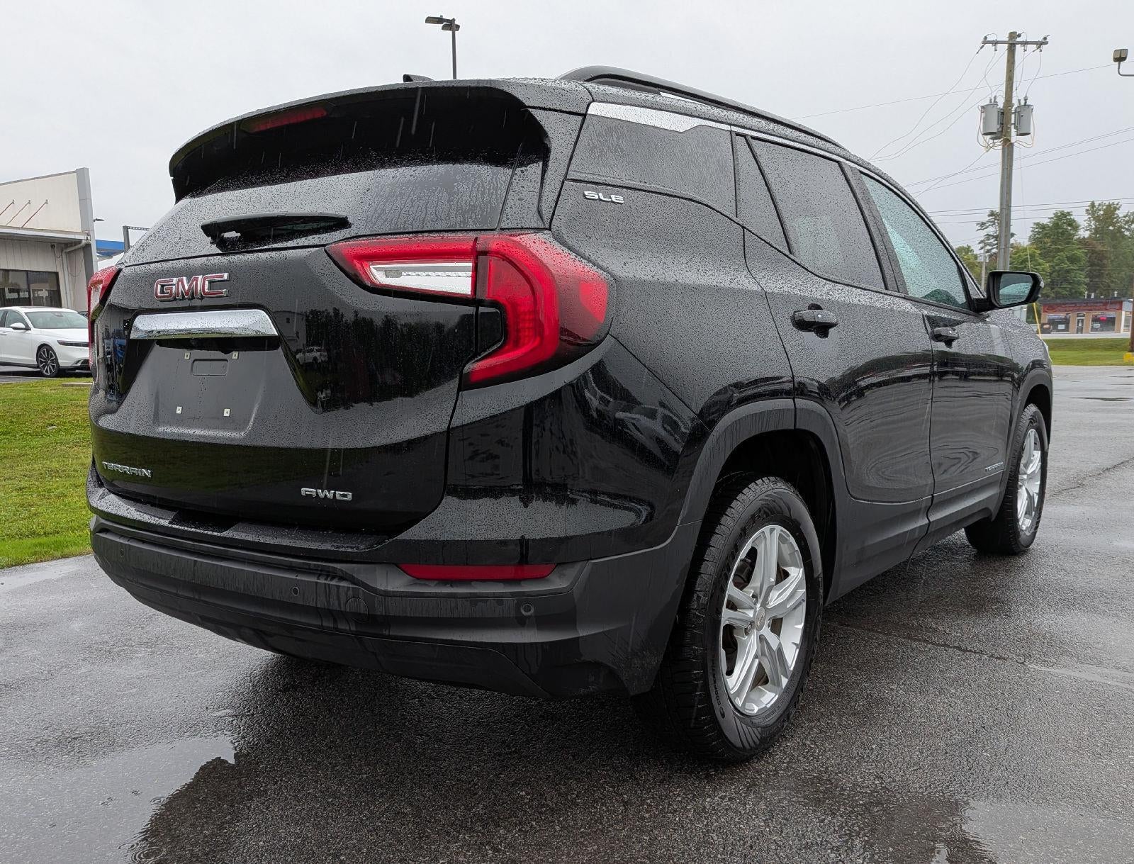 2024 GMC Terrain SLE