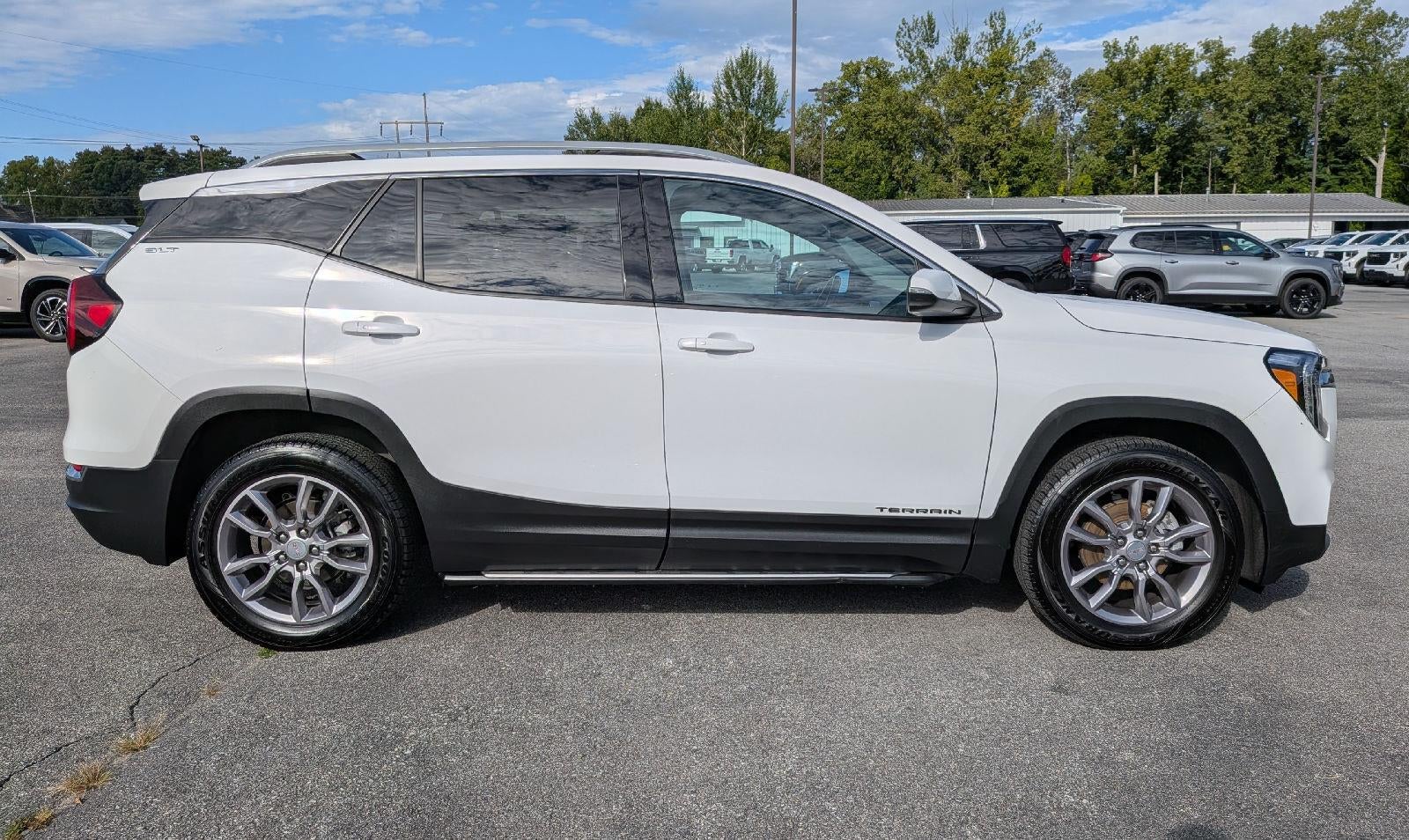 2022 GMC Terrain SLT