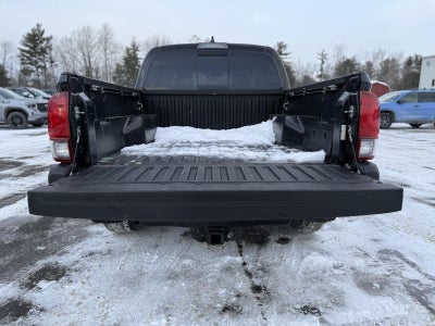 2022 Toyota Tacoma 4WD SR