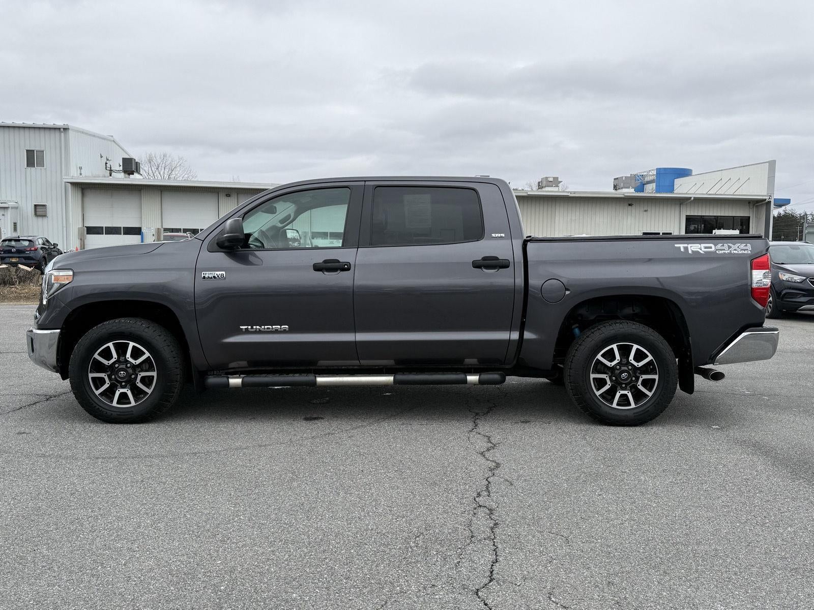 2018 Toyota Tundra 4WD SR5