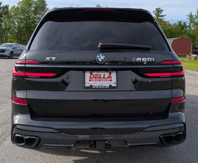 2025 BMW X7 M60i