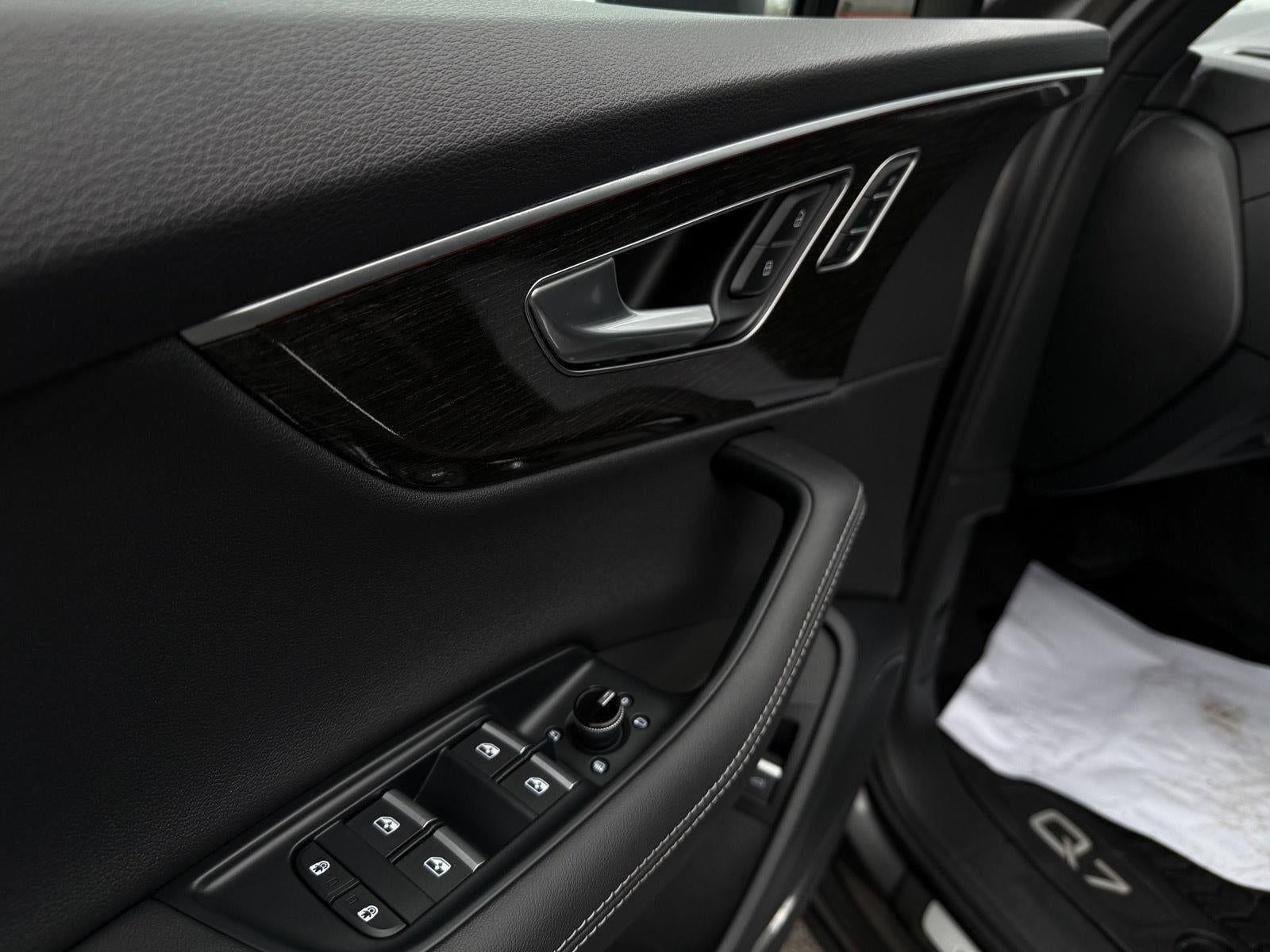 2026 Audi Q7 Premium Plus