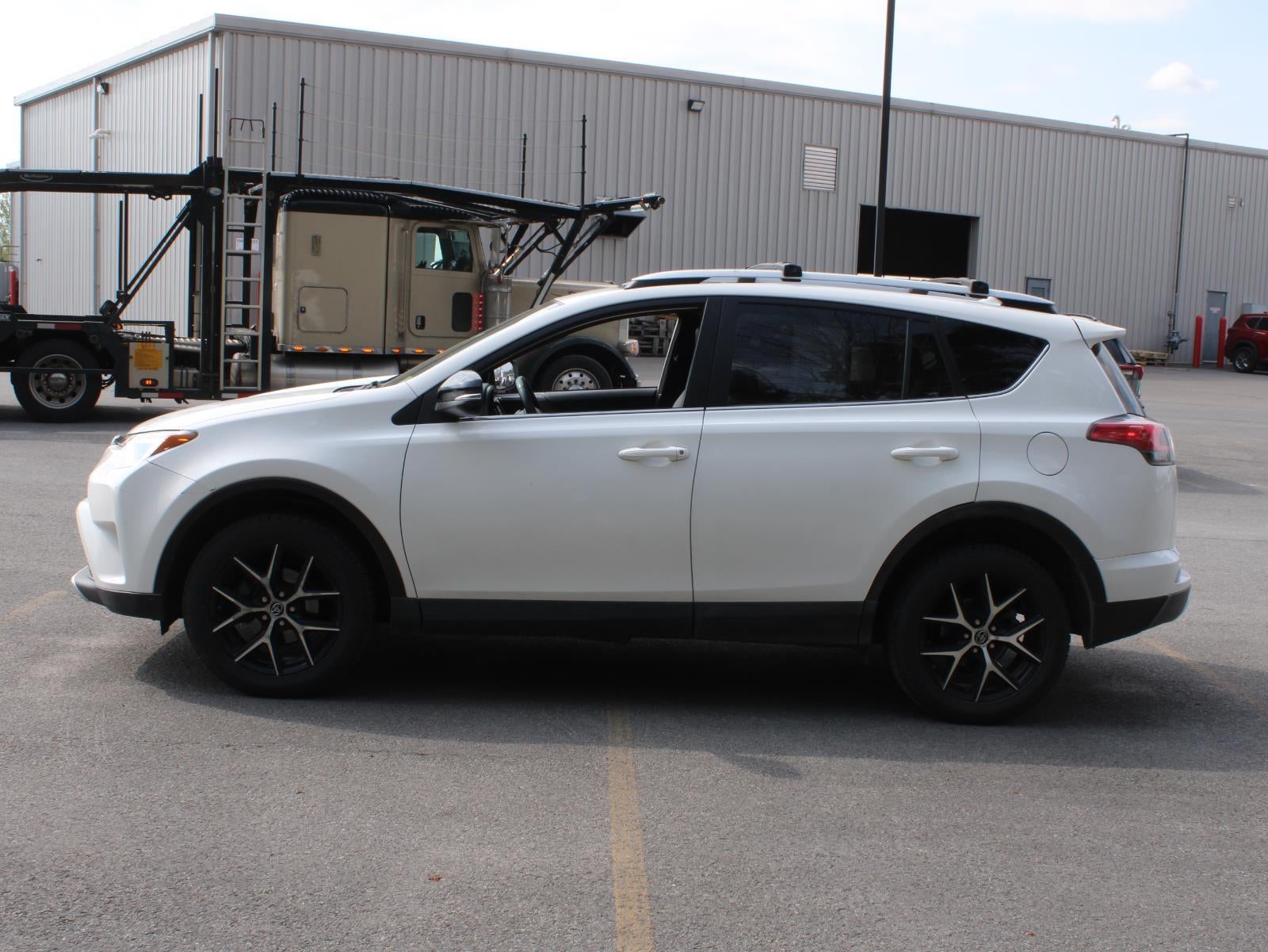 2016 Toyota RAV4 SE