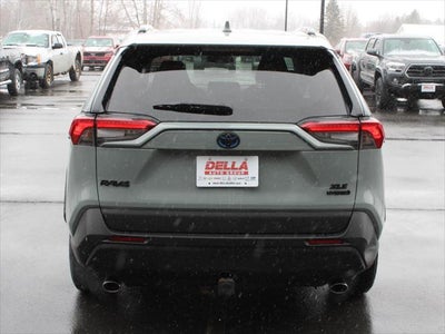 2020 Toyota RAV4 Hybrid XLE