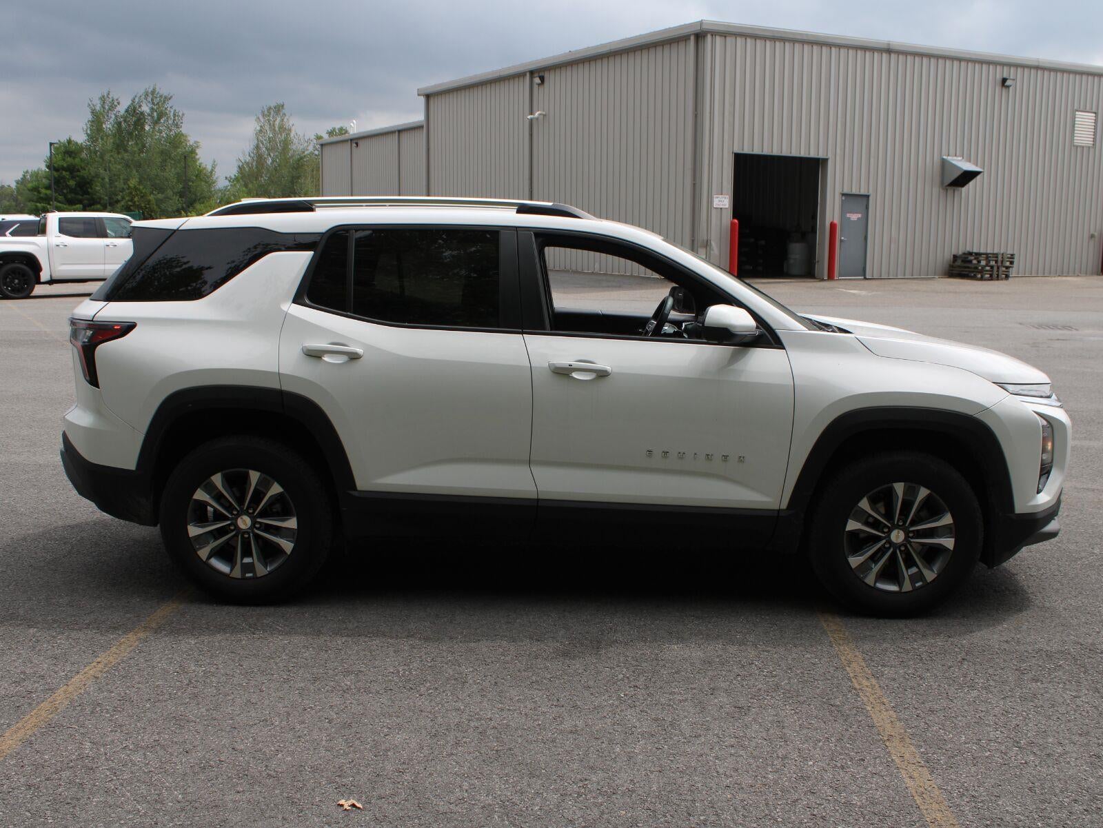 2025 Chevrolet Equinox AWD LT