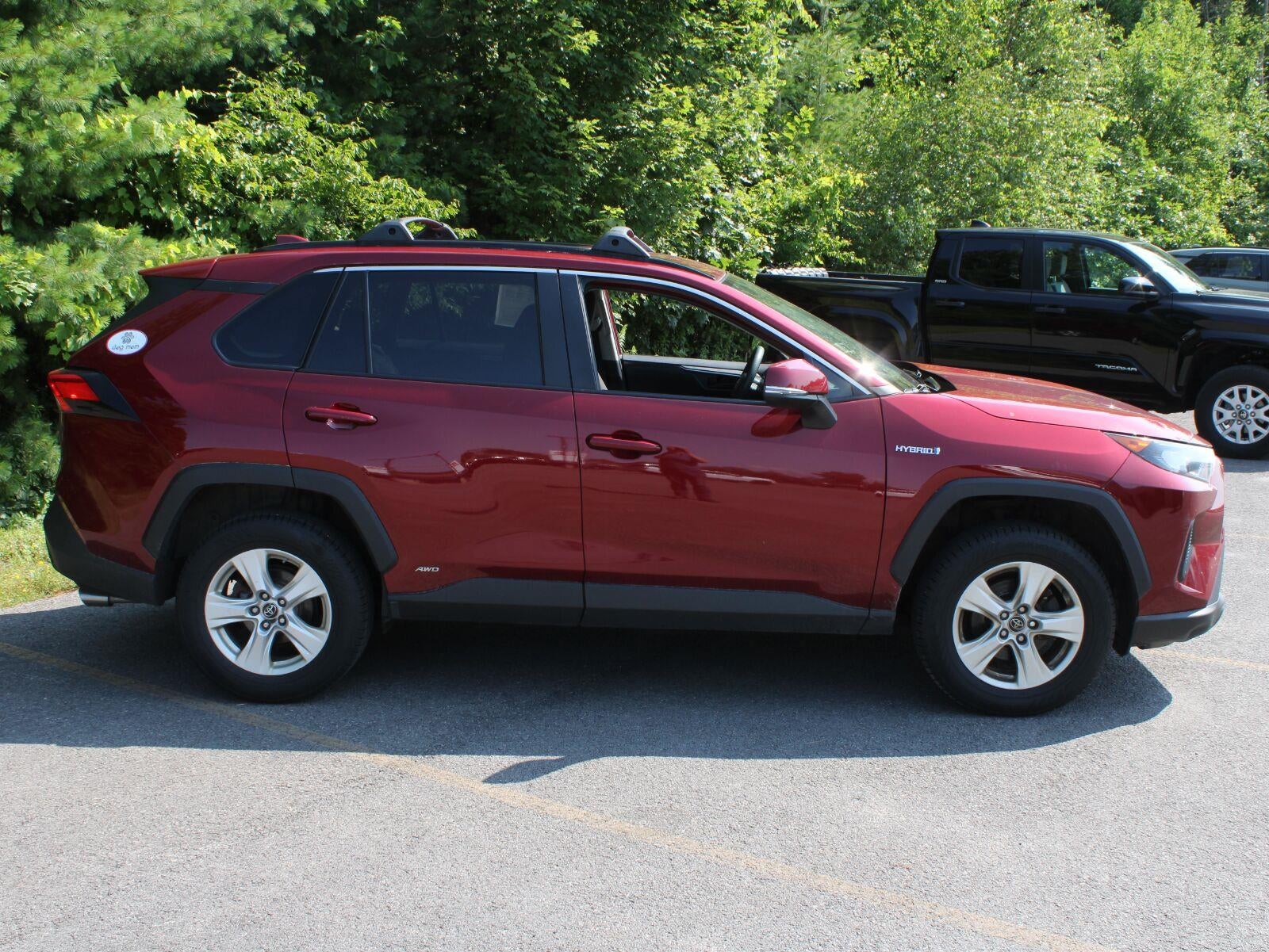 2021 Toyota RAV4 Hybrid LE