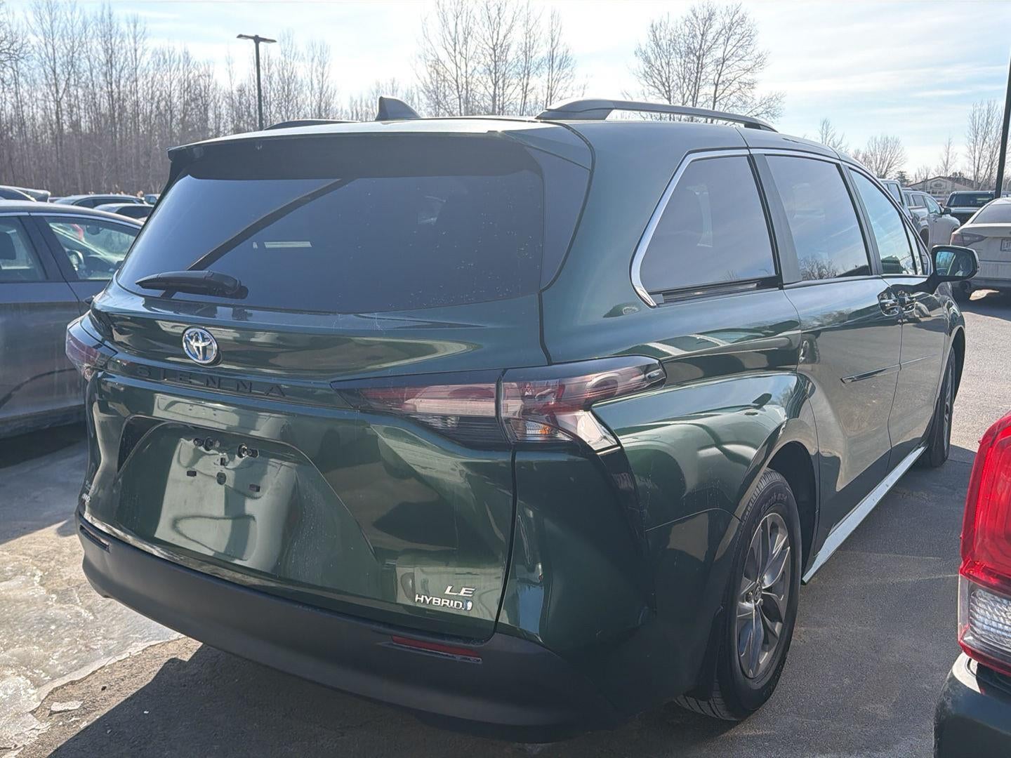 2024 Toyota Sienna LE