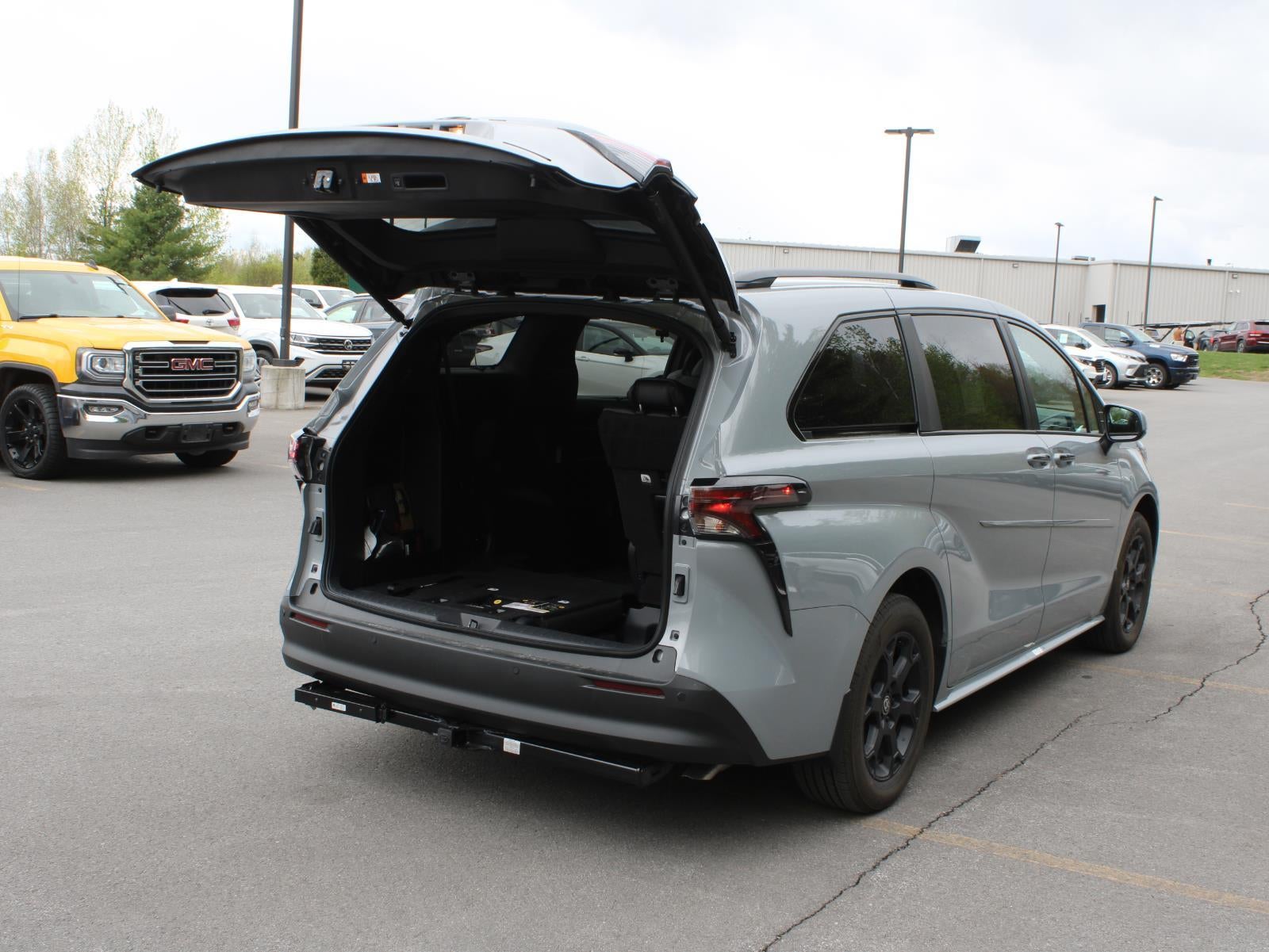 2026 Toyota Sienna Woodland Edition