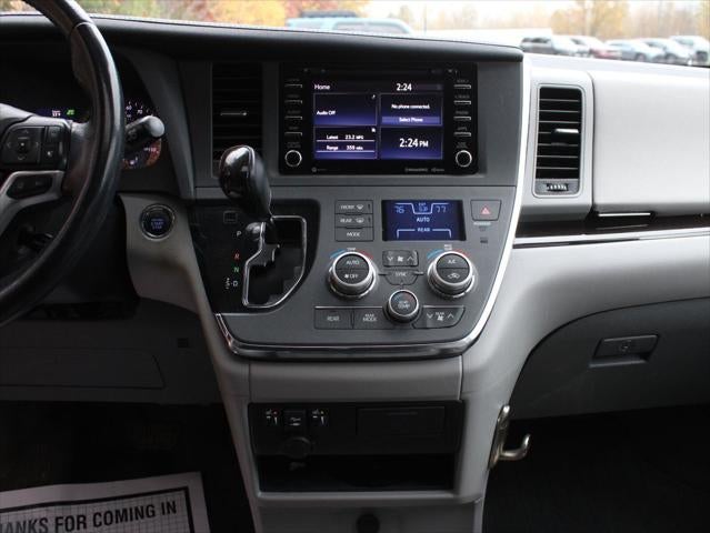 2019 Toyota Sienna XLE