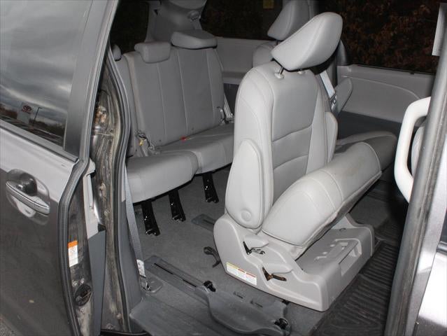2019 Toyota Sienna XLE