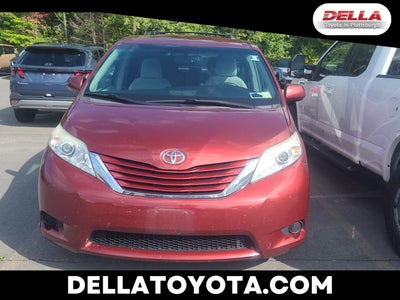 2017 Toyota Sienna LE