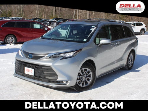2023 Toyota Sienna XLE