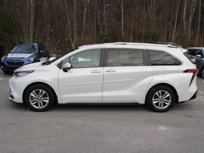2023 Toyota Sienna Limited