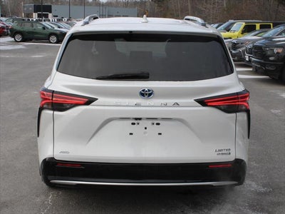 2023 Toyota Sienna Limited