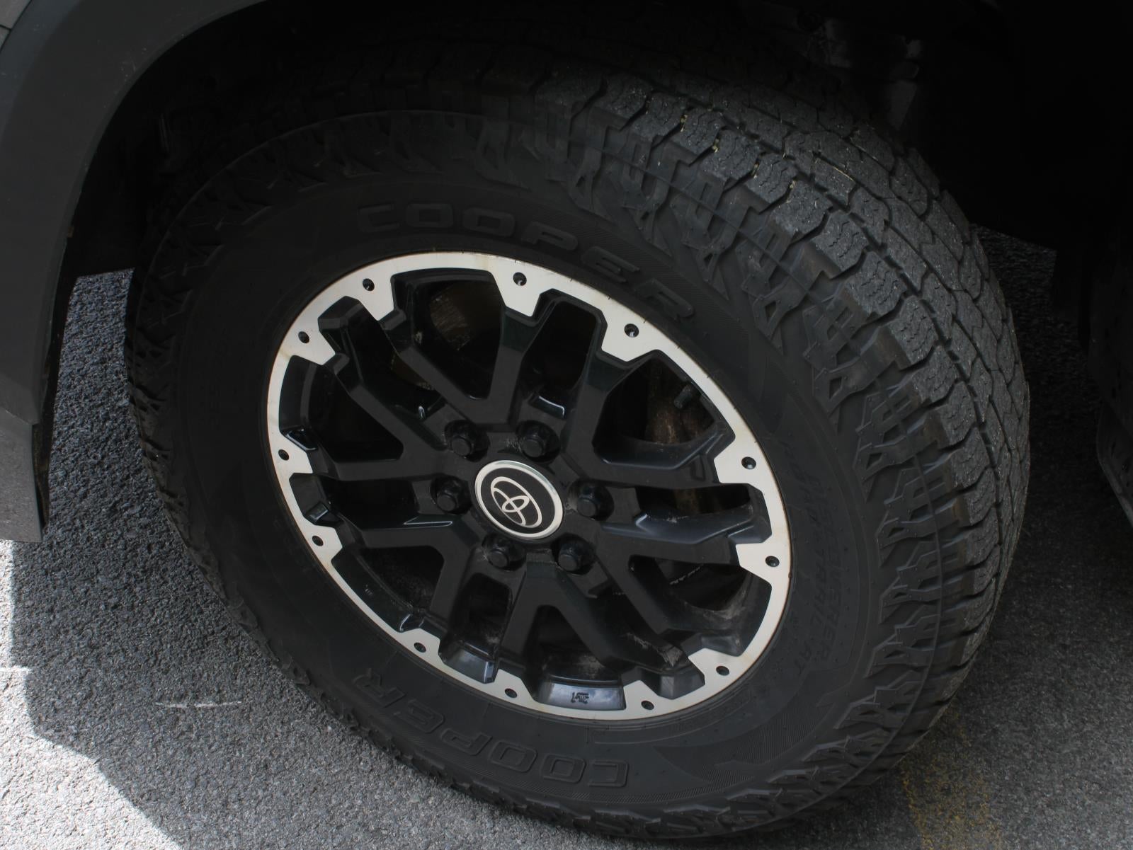 2022 Toyota Tundra SR5