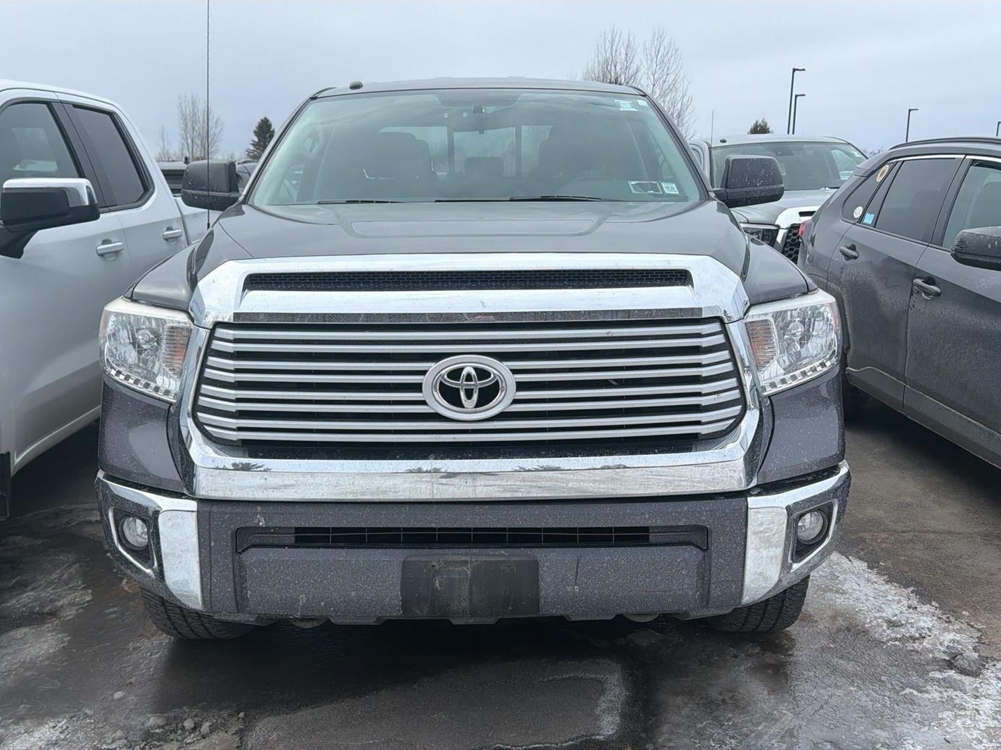 2017 Toyota Tundra SR