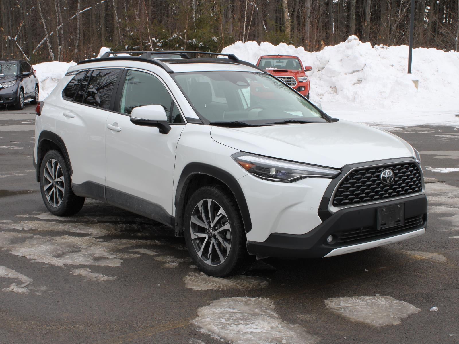 2023 Toyota Corolla Cross XLE