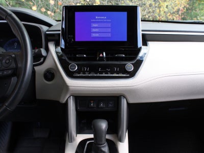 2024 Toyota Corolla Cross XLE