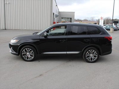 2017 Mitsubishi Outlander ES