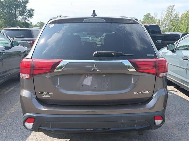 2018 Mitsubishi Outlander LE