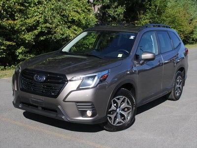 2022 Subaru Forester Premium