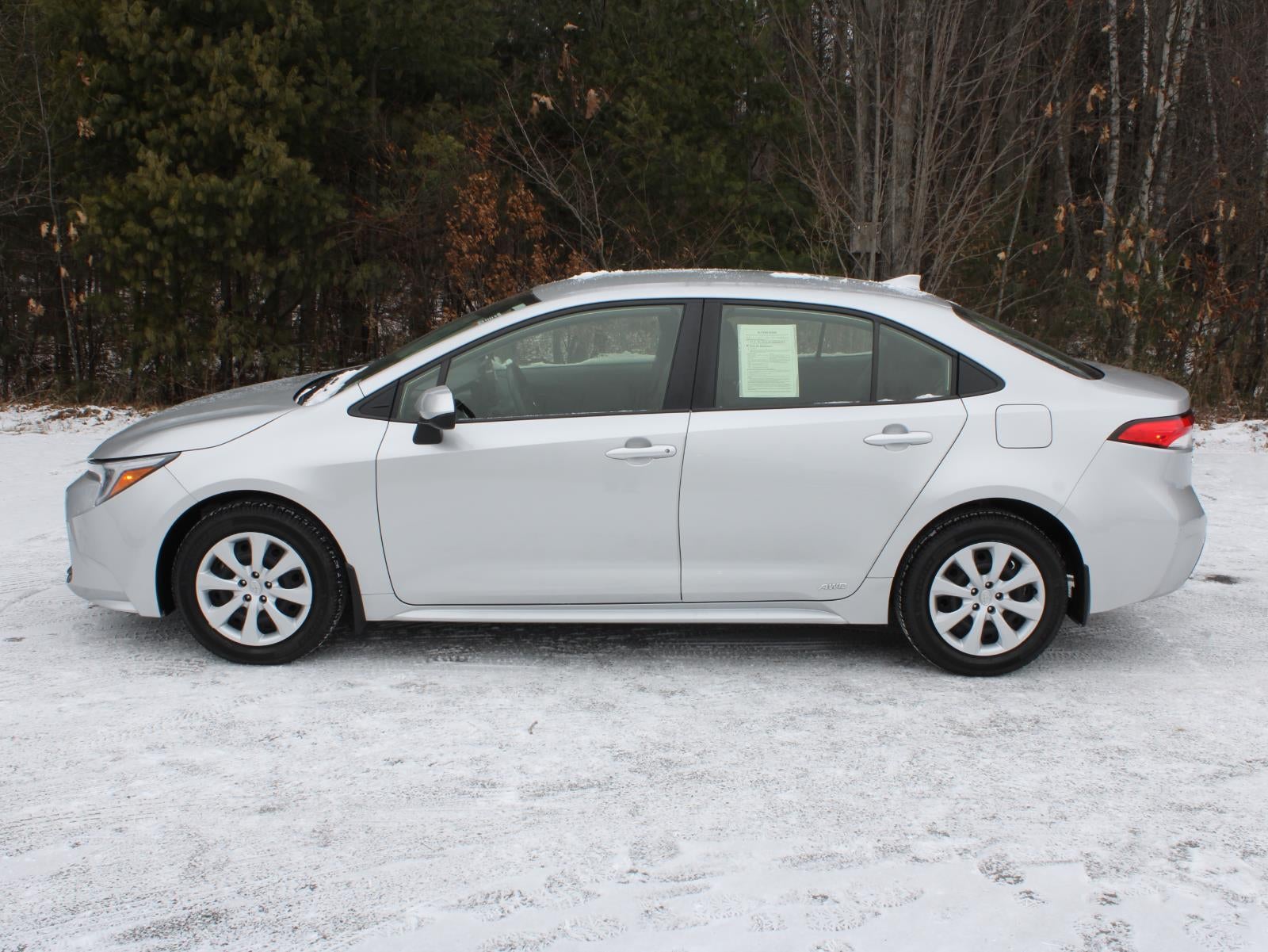 2024 Toyota Corolla Hybrid LE