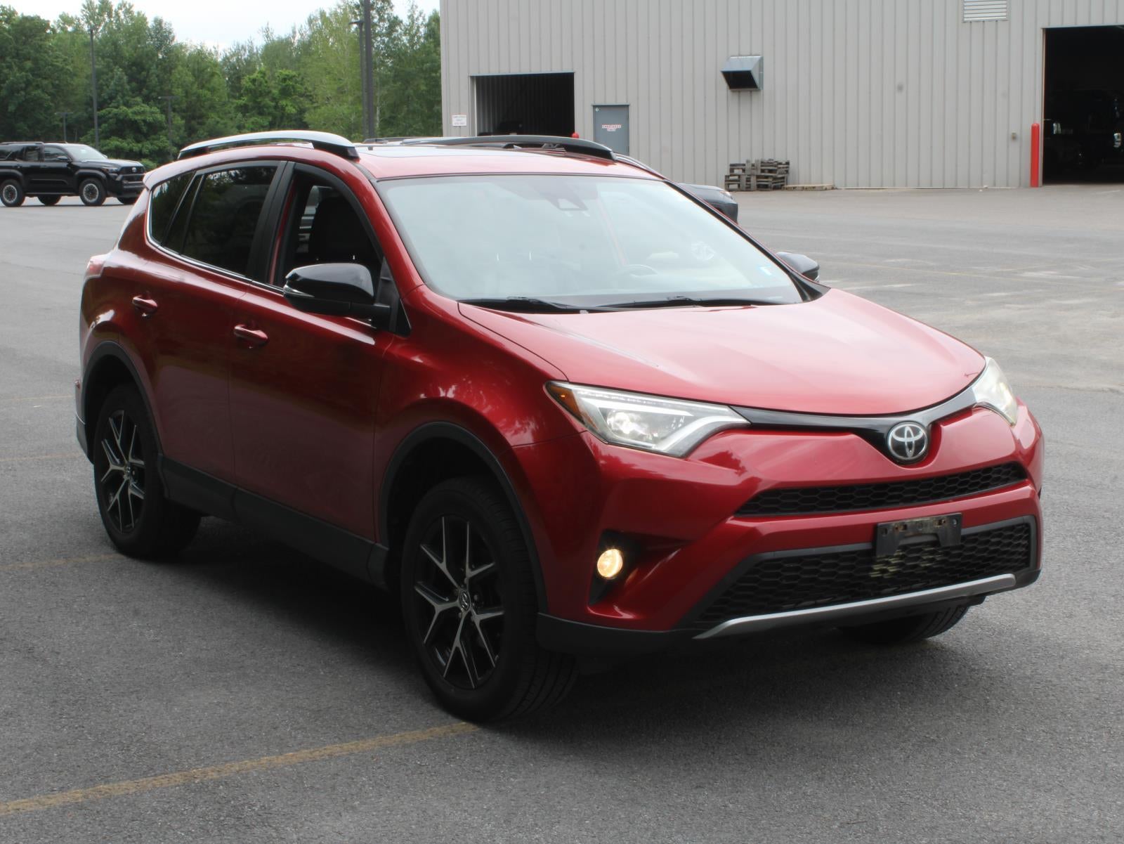 2017 Toyota RAV4 SE