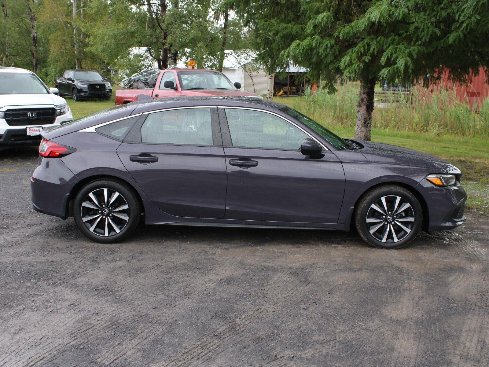 2024 Honda Civic Hatchback EX-L