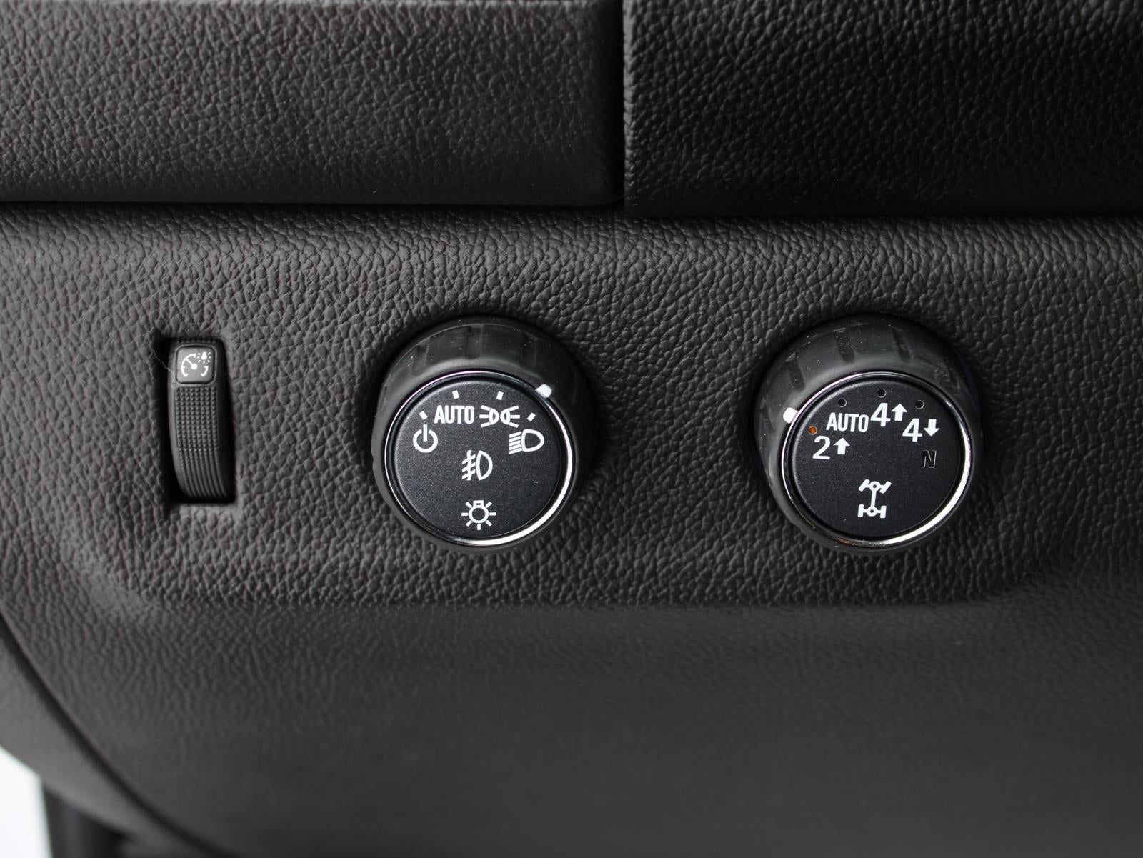 2022 GMC Canyon 4WD AT4 w/Leather Four Wheel Drive 8-SPEED AUTOMATIC