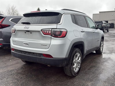 2024 Jeep Compass Latitude Four Wheel Drive 8-SPEED AUTOMATIC 8F30