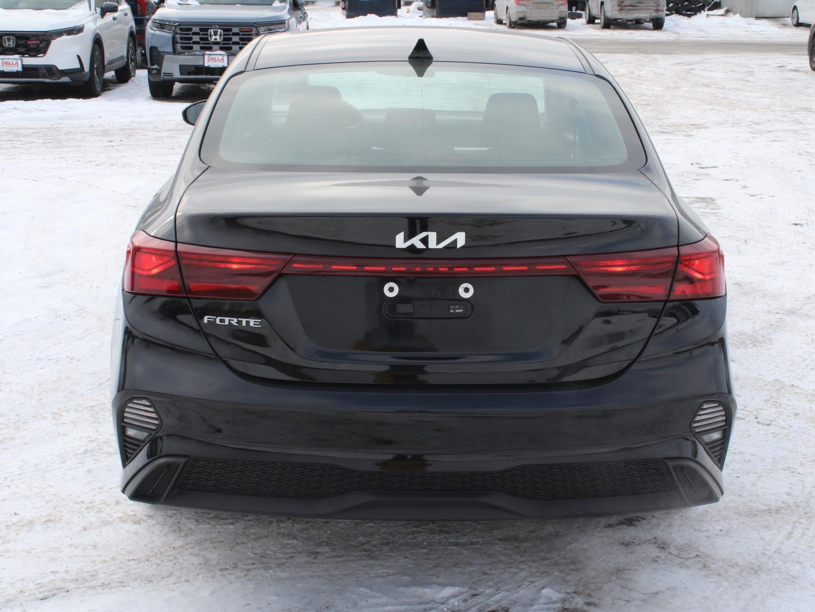 2023 Kia Forte LXS Front-wheel Drive Transmission-Auto