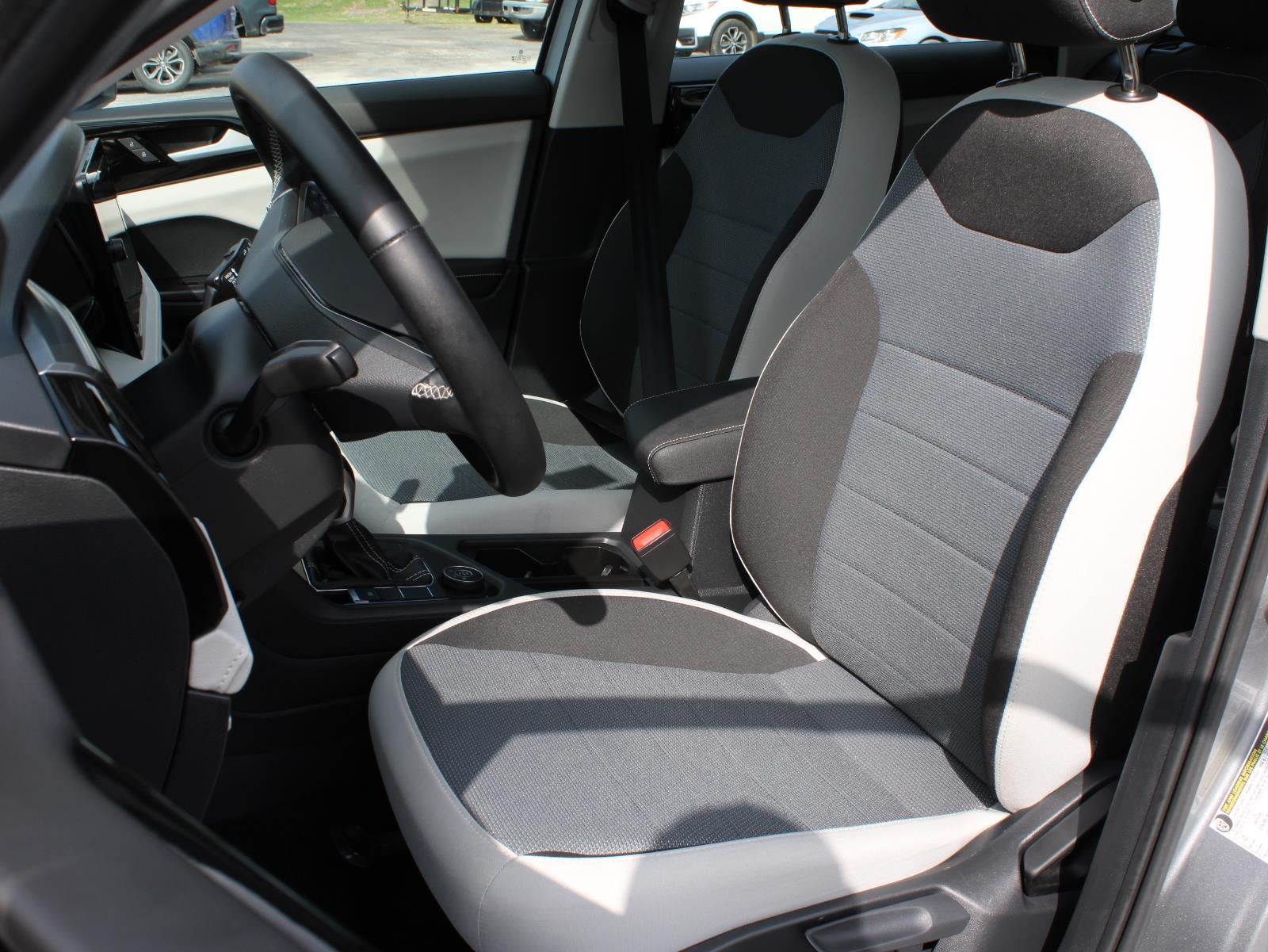 2025 Volkswagen Taos S