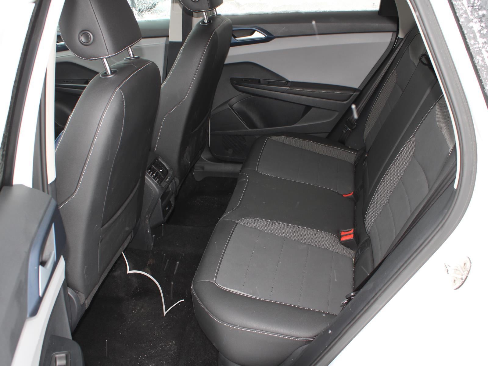 2024 Volkswagen Taos SE All Wheel Drive Auto-Shift Manual