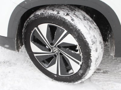 2024 Volkswagen Taos SE All Wheel Drive Auto-Shift Manual