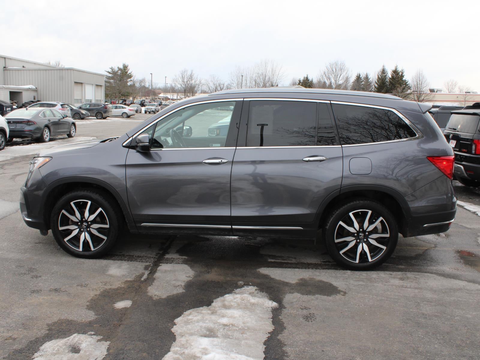 2021 Honda Pilot Touring 8-Passenger All Wheel Drive Automatic