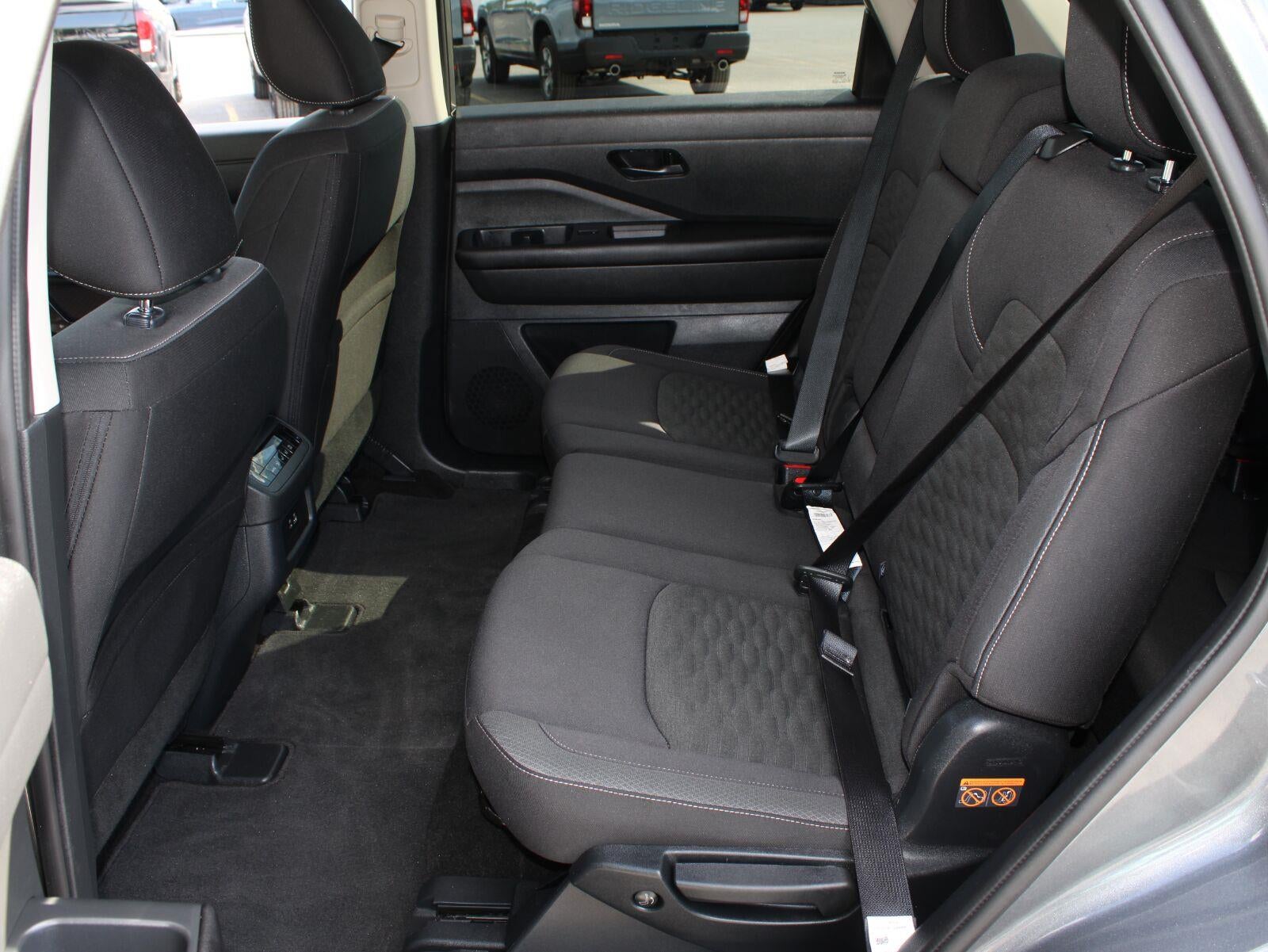 2025 Nissan Pathfinder SV Four Wheel Drive Automatic