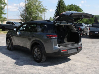 2025 Nissan Pathfinder SV Four Wheel Drive Automatic